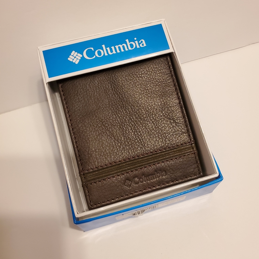Columbia Mens Leather Wallet